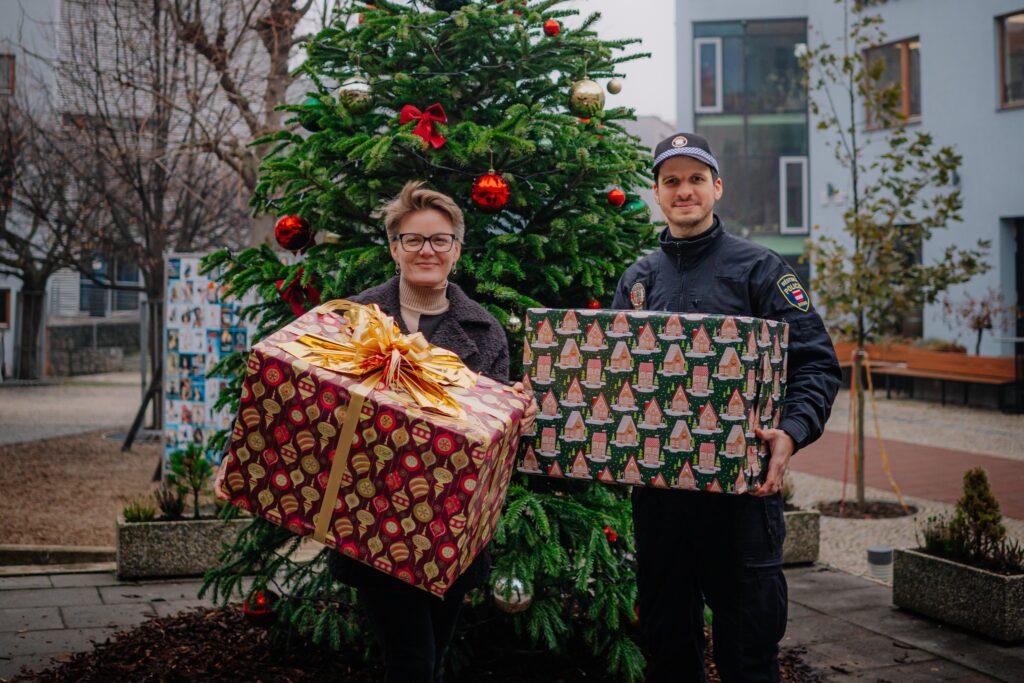 jakub ghanem a věra kadlecová mestská policie brno velvet smile